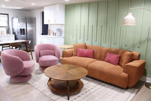 Outdoor Hangout with BBQ, Firepit, Bocce Ball and More