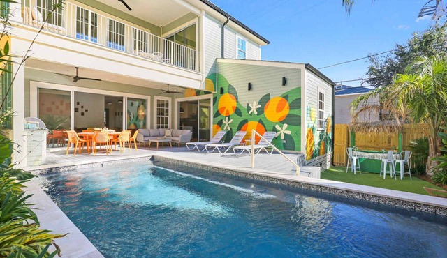 Outdoor Living in New Orleans | Heated Pool