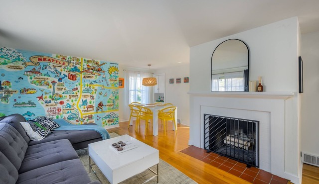 Outdoor Oasis - 3BR Family Friendly Mangolia Home Near Queen Anne/Ballard