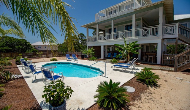 Outdoor Oasis, Family-Friendly, Dogs Ok! Private Pool & more!