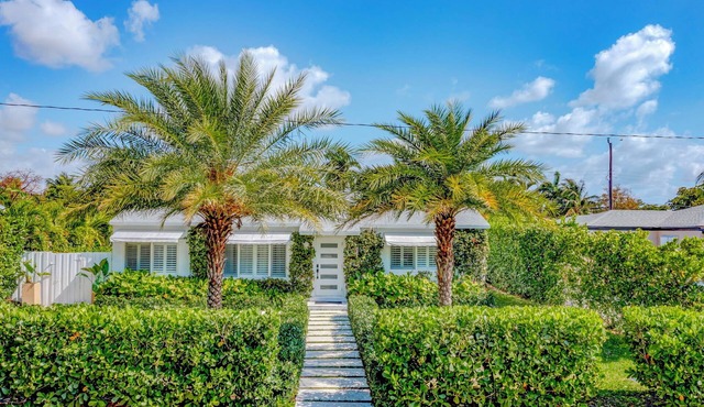 Outdoor Oasis w/Pool, Firepit, & Tons of Seating