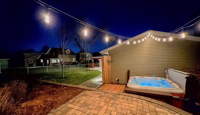 Outdoor Oasis With HOT TUB, Brick Patios, Large Deck & Fenced In - 3Bed/2Bath!