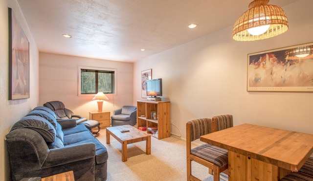 Outdoor pool, free wifi, free parking at building, ski in-center village.