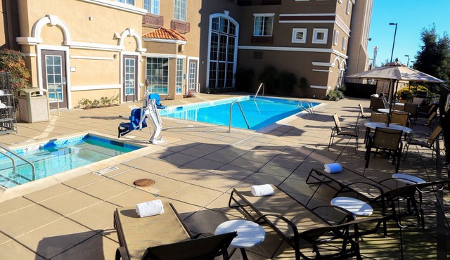 Outdoor Pool & Hot Tub. Free Breakfast Buffet. | Suite Near Downtown San Jose