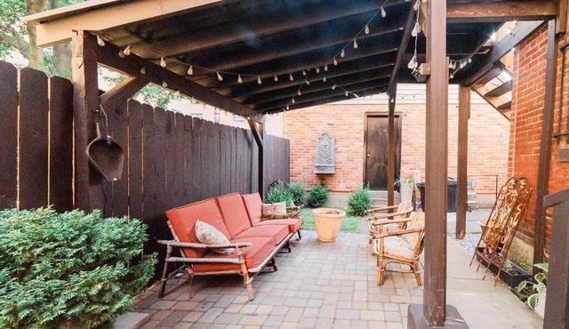 Outdoor Space - Parking - 1st Floor - Walkable