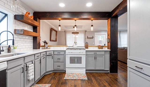 Outdoorsy Getaway Just 2 Miles To Lake Allatoona