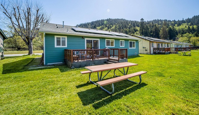Outdoorsy Retreat w/ Two Spaces, Free WiFi, Great Location & Full Kitchen