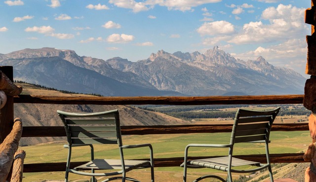 Outpost: Choate 3123 - Amazing Teton Views & A/C!