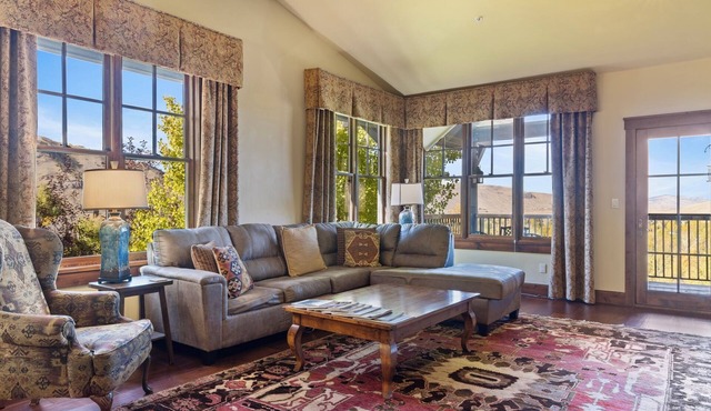 Outpost: Grand View 334 - AC and Teton Views