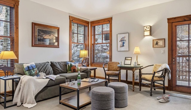 Outpost: Grand View 362S