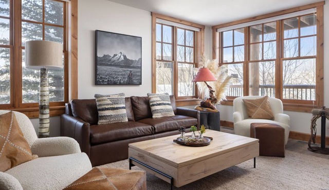 Outpost: Grand View 4810 - Teton Views!