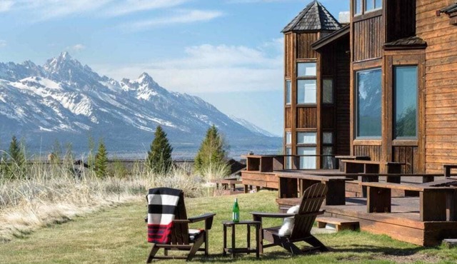 Outpost: Spirit Dance 3110 - Summer Pool Access!