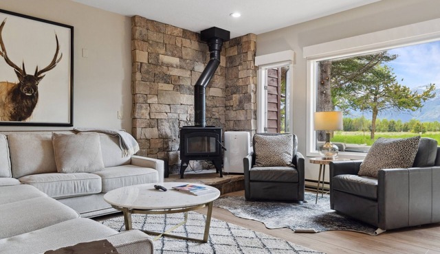 Outpost: Teton Shadows Granite E - Private Sauna!