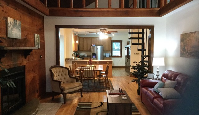 Outrageous! Near Microsoft Mt Pleasant - Sleeps 18