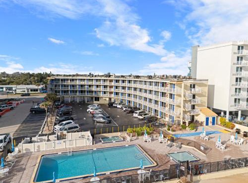 Outrigger Beach Club Resort by CoolVacay