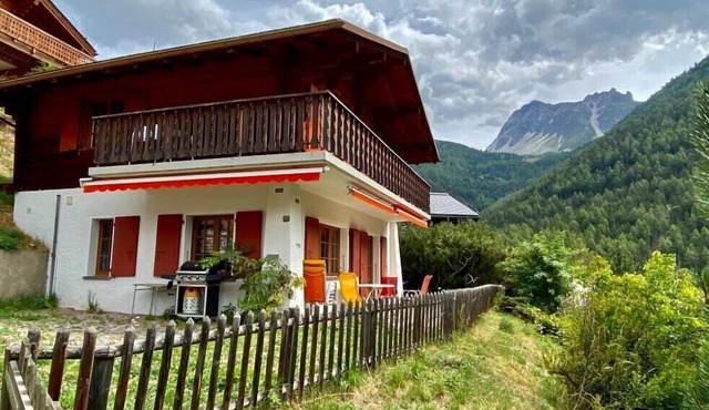 Outside : Chalet for 6 persons near the funicular of St-Luc, terrace with garden furniture and barbe