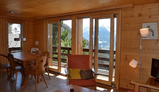 Outside : chalet near the center of the village, terrace and balcony with garden furniture, beautifu