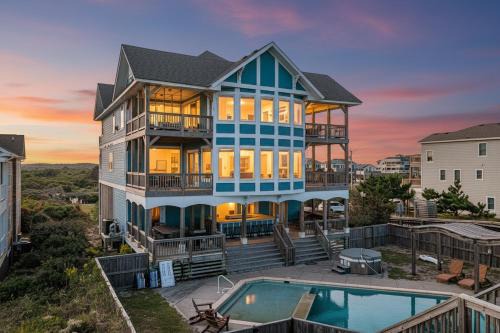 Outside-In - S Nags Head MP 18.5, Luxury Oceanfront, Elevator, Pool, Cabana, Home Theatre, Pets OK