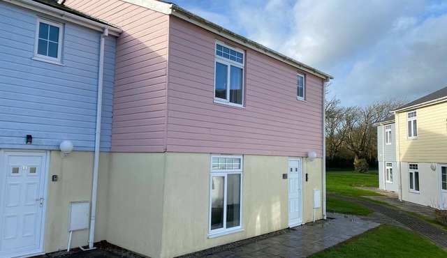 Outstanding 4 Bedroom Open-Plan Lodge.