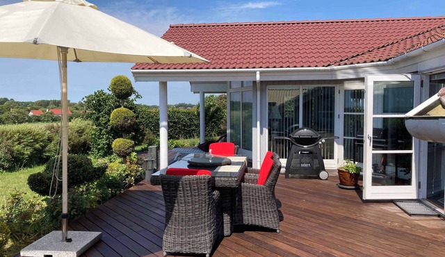 Outstanding, close to nice beachh