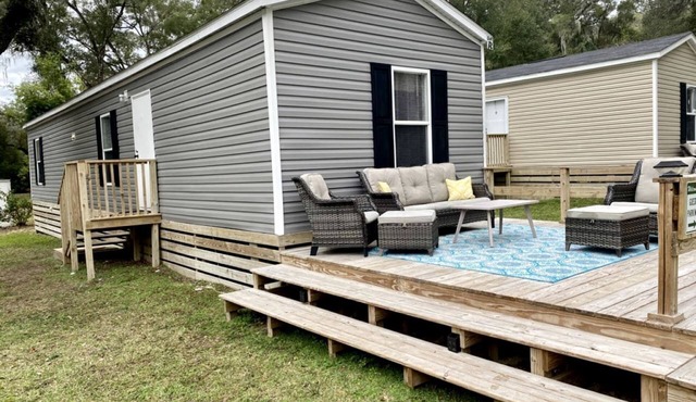 Outstanding Cottage with Barbecue and Fire Pit in Dunnellon, Florida