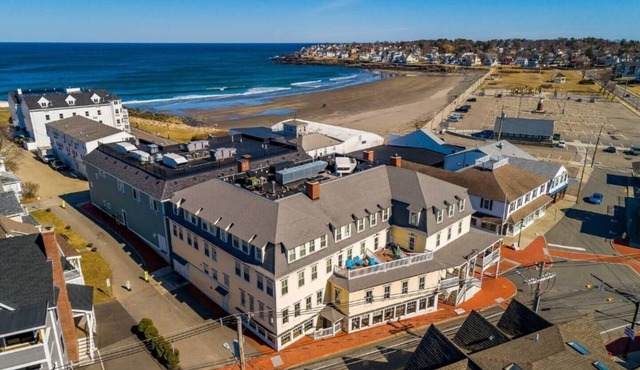 Outstanding location in the heart of Shorts Sands Village