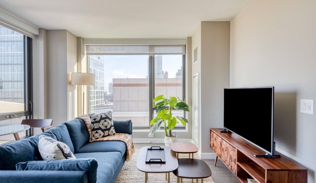 Outstanding North Station 1BR w/Gym, nr Dining & T, by Blueground