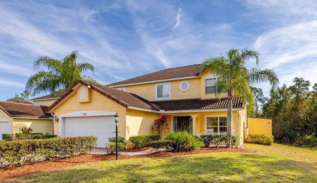 Outstanding view, perfect location, 5 bedrooms and Pool
