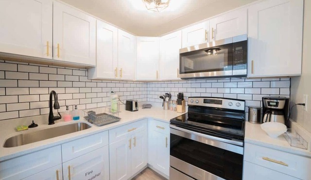 OV Mosaic - Summer Suite