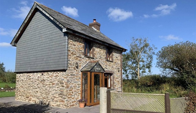 Over The Hedge, Boscastle, peaceful rural location