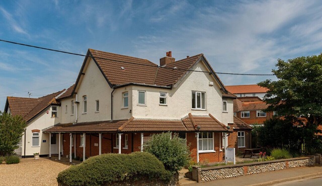 Overcliff Lodge Boutique Beachside Property