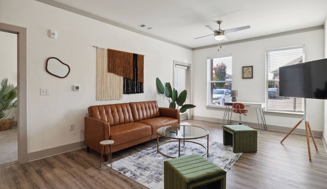 Overlook 5106 I Resort Style Living I Parking