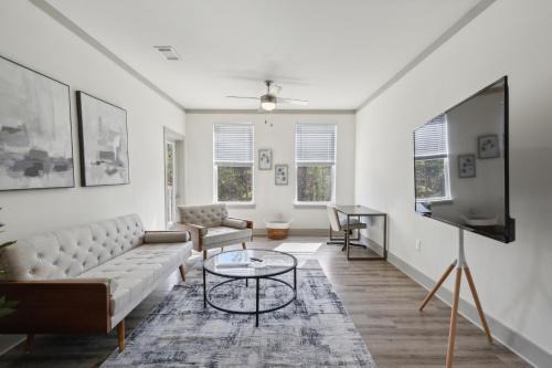 Overlook 7207 I Modern and Spacious 2Bd Apt