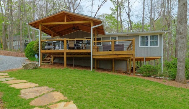 Overlook at Lake Burton - Beautiful views of Lake