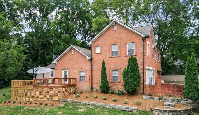 Overlook at WhitsettnFor Large Groups