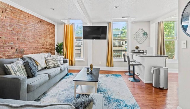 Overlook Main St. in this 2 bedroom owners suite!
