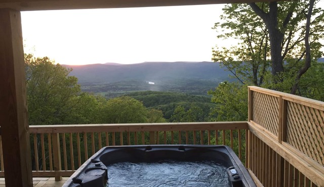Overlook Mountain Supercabin