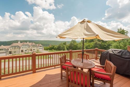 Overlook Mountain Villa 4B
