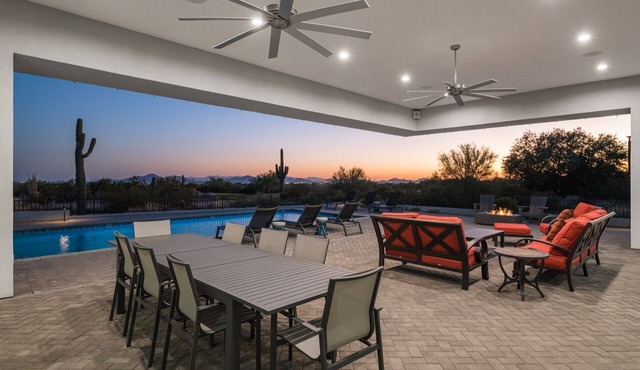 Overlook - Sleek and Sophisticated Scottsdale Manor