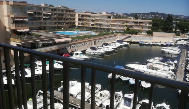 Overlooking the marina, close to the sea and town center, rated 3*.