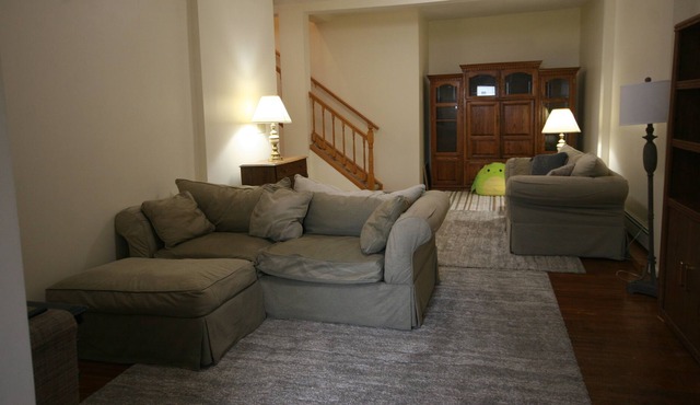 Overlooking Sunsets On the Lake ; Boat and Pet Friendly.