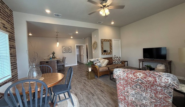 Oversized 1BR/1BA home near Hospital in Temple, TX NEW CONSTRUCTION - monthly!
