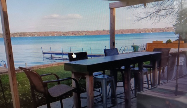Owasco Lakehouse, Ranch, Level Frontage, Outdoor Bar and TV