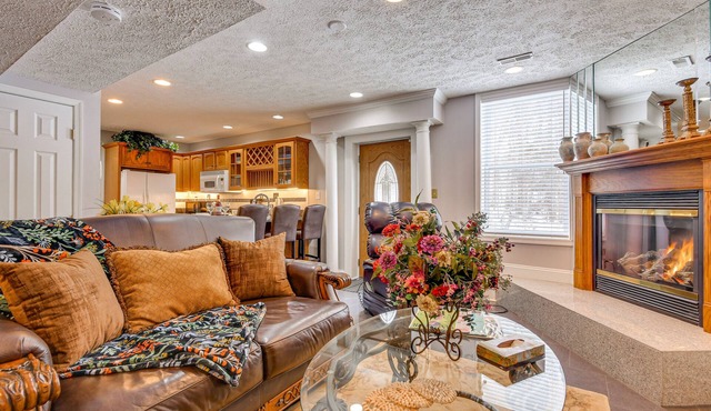 Owings Mills Apartment - 13 Mi to Maryland Zoo!