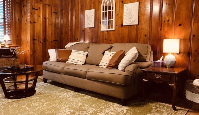 “Owl Be Back” Cottage King Bed Steps to Lee