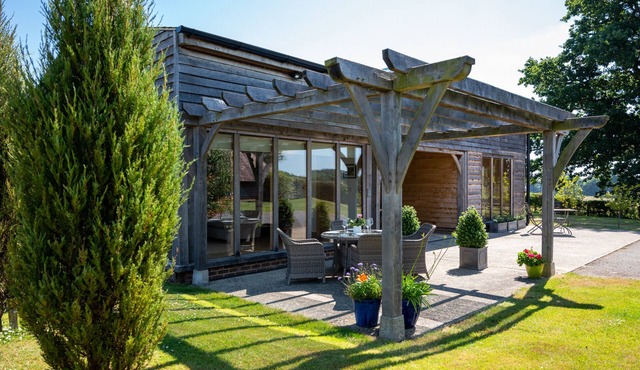 Owl House - One Bedroom House, Sleeps 2