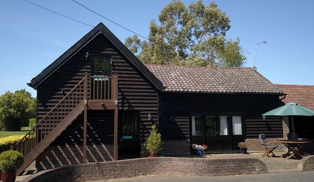 Owls Nest - Peace and Tranquility near Woodbridge & Framlingham in rural Suffolk