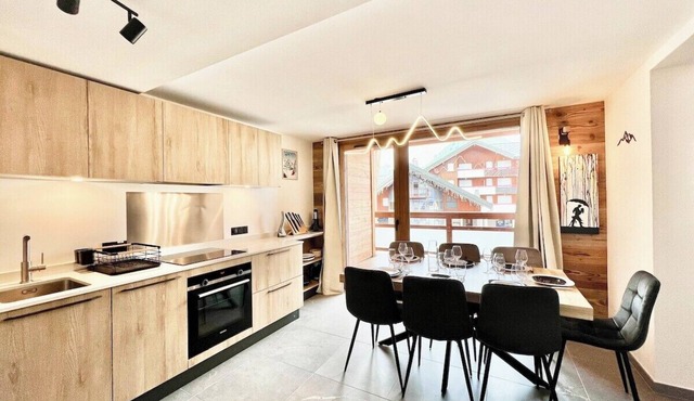 Oxalis 101 New Central Apartment | On the slopes