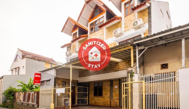 OYO 2265 Bunga Bakung Residence