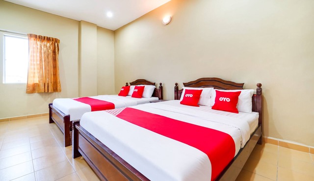 Oyo 44058 Motel Sre Bayam